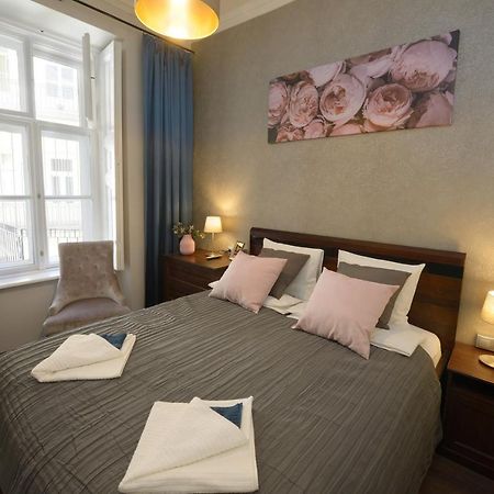 Orangehomes 4 Bdrm Apartment View To Synagogue Budapest Exterior photo