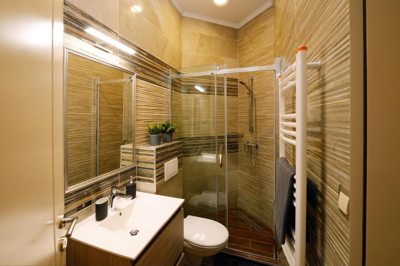 Orangehomes 4 Bdrm Apartment View To Synagogue Budapest Exterior photo